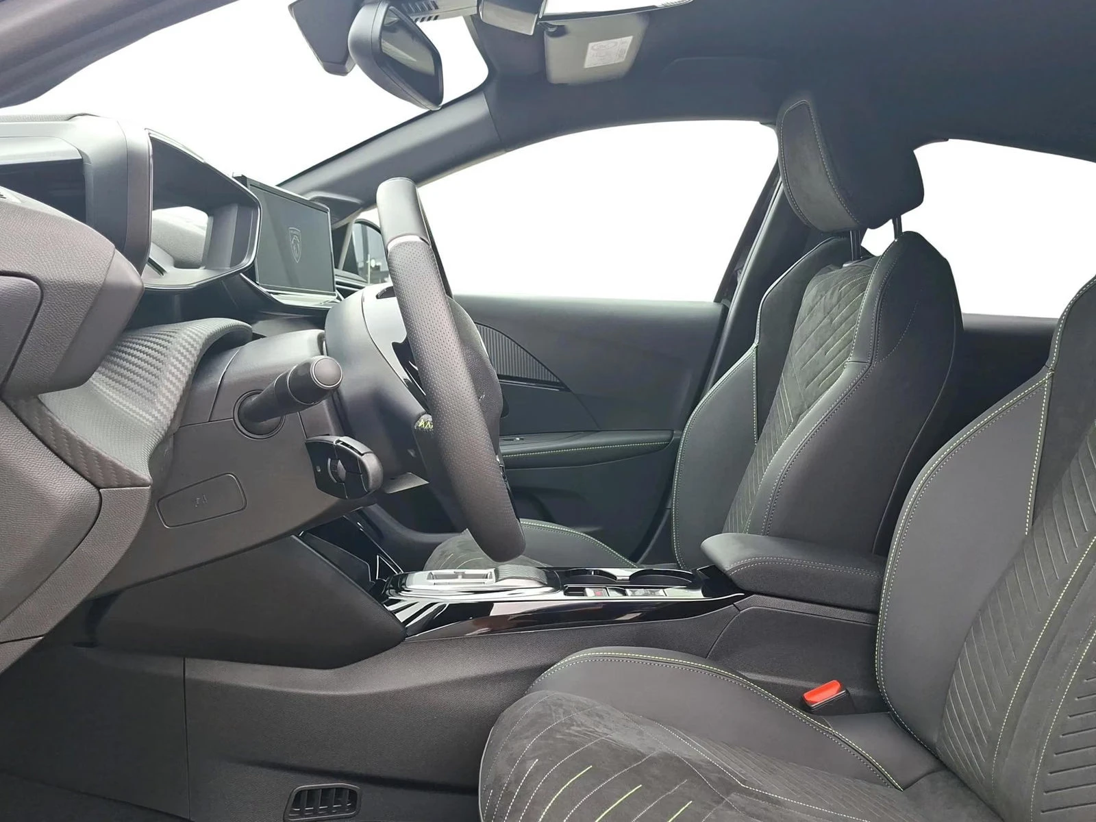 Peugeot 208 MHEV/e-DSC6/145HP/GT-LINE/CAM/LED/NAVI/CPLAY/646q, снимка 5 - Автомобили и джипове - 55816695