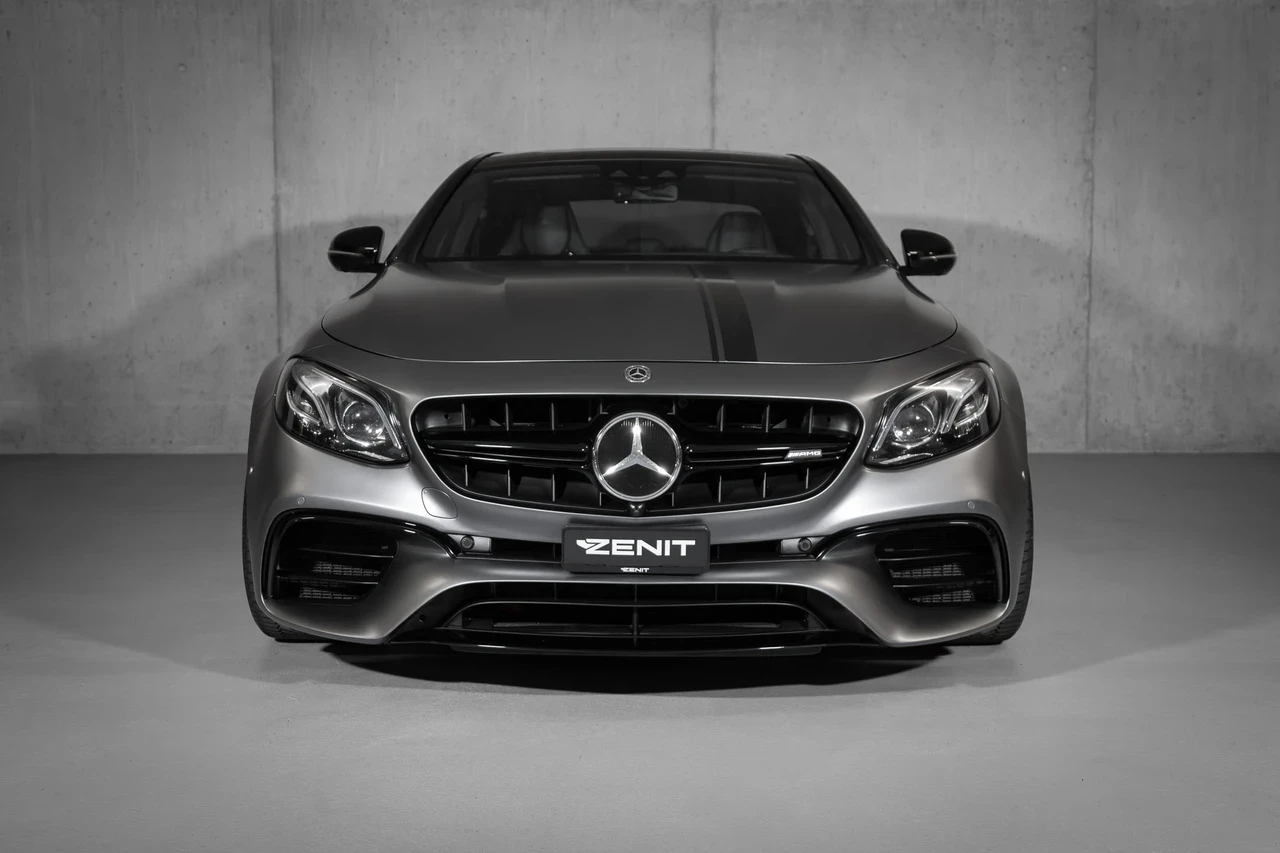 Mercedes-Benz E 63 AMG Edition 1, снимка 2 - Автомобили и джипове - 55838691