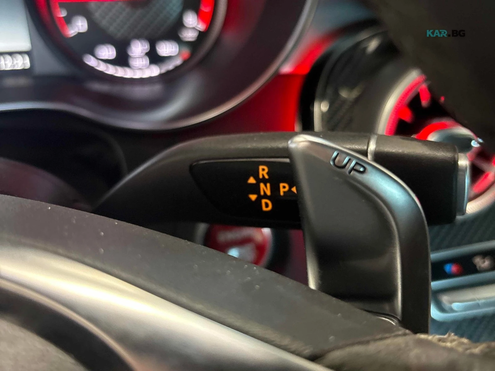 Mercedes-Benz C 63 AMG * АвтоКредит* (ЦЕНА ДО БГ)* , снимка 11 - Автомобили и джипове - 55953791