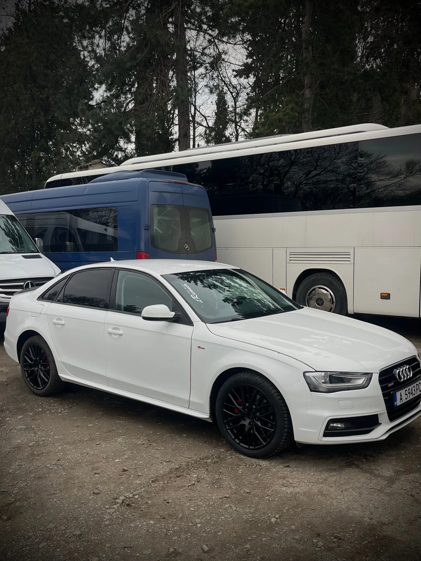 Audi A4 S Line 2.0 РЪЧКА, снимка 2 - Автомобили и джипове - 56060481