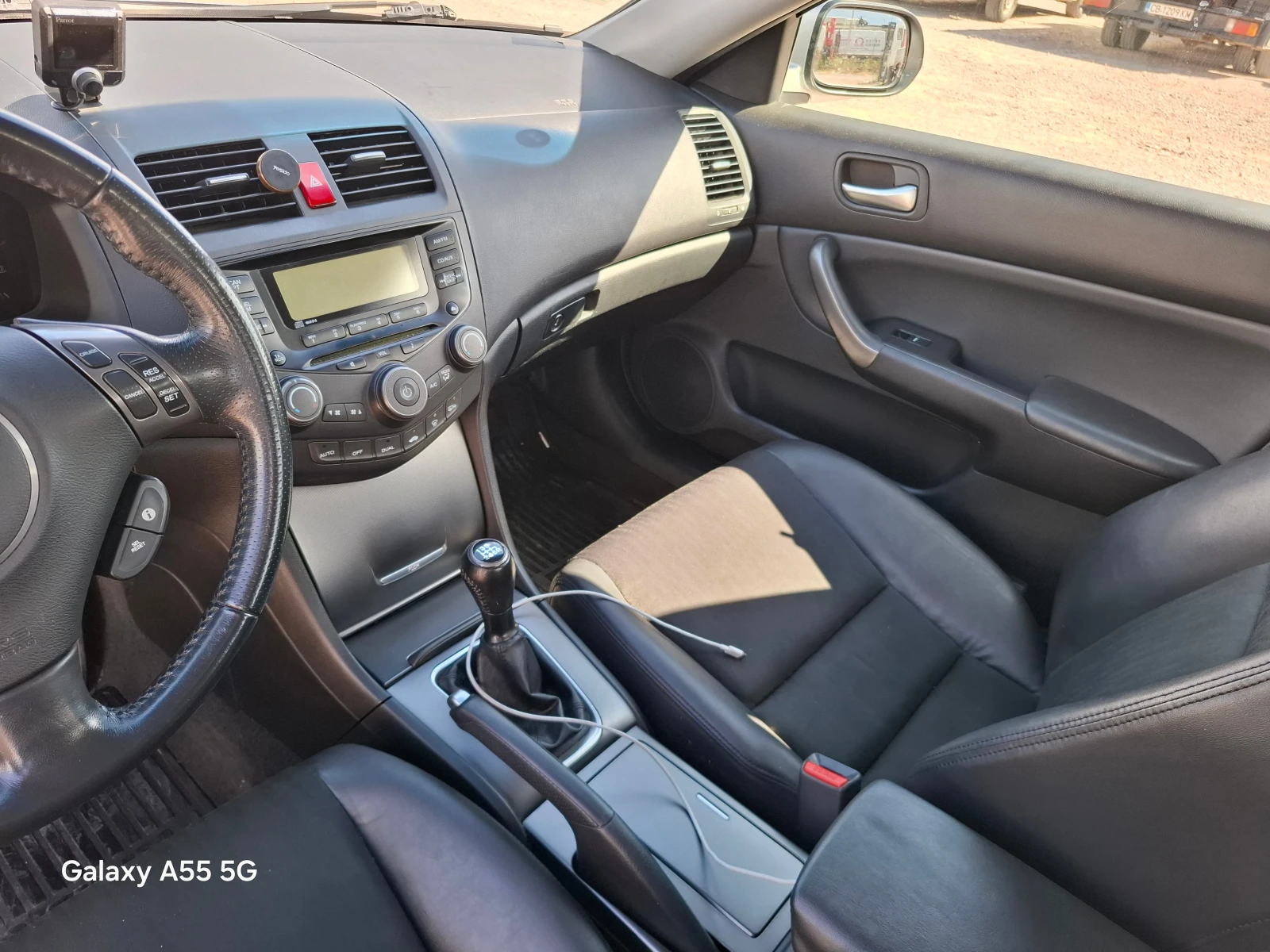 Honda Accord 2.2, снимка 8 - Автомобили и джипове - 56259270