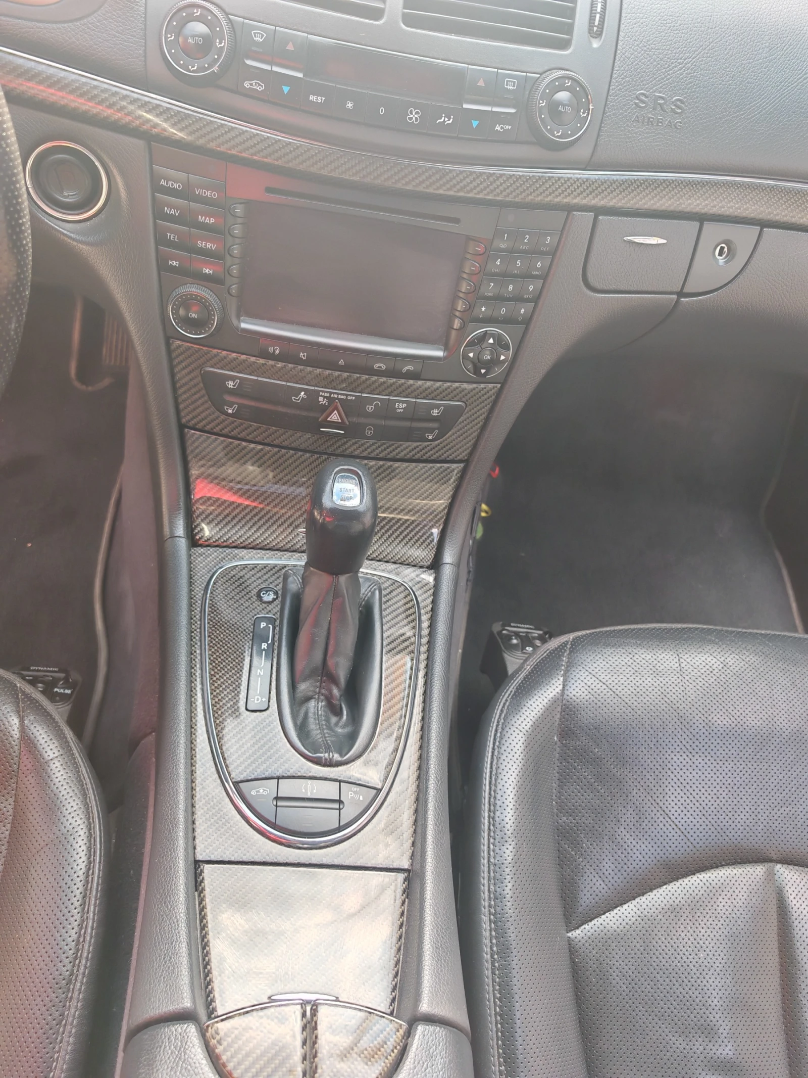 Mercedes-Benz E 500, снимка 12 - Автомобили и джипове - 56561780