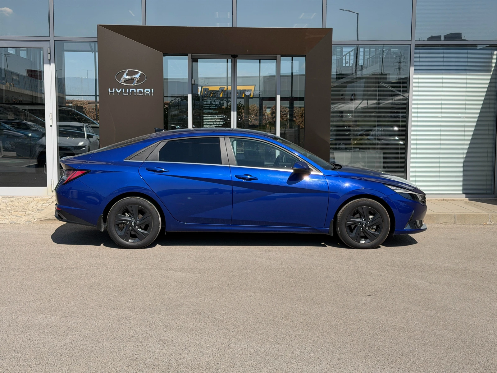 Hyundai Elantra EXCLUSIVE, снимка 6 - Автомобили и джипове - 56623363
