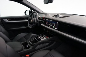 Porsche Cayenne E-HYBRID/COUPE/NEW MODEL/SPORT CHRONO/HEAD UP/PANO, снимка 12 - Автомобили и джипове - 44746870