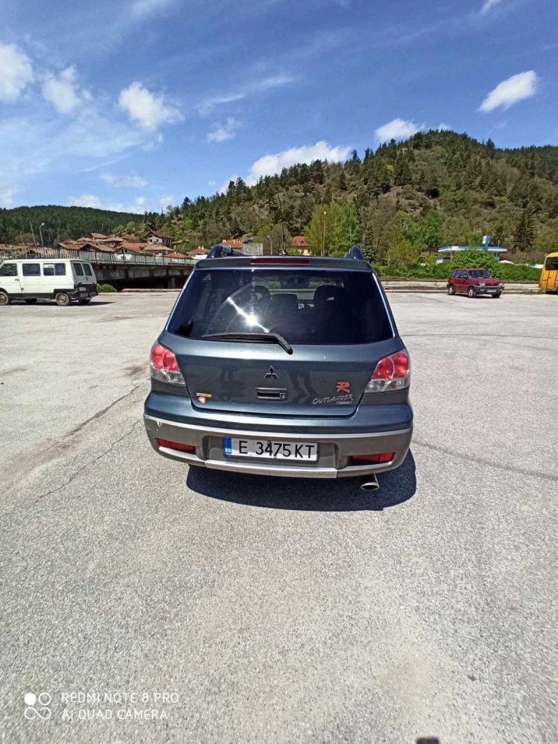 Mitsubishi Outlander, снимка 4 - Автомобили и джипове - 47386818