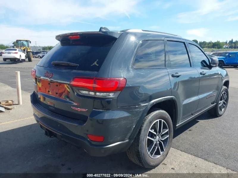 Jeep Grand cherokee, снимка 8 - Автомобили и джипове - 48724698