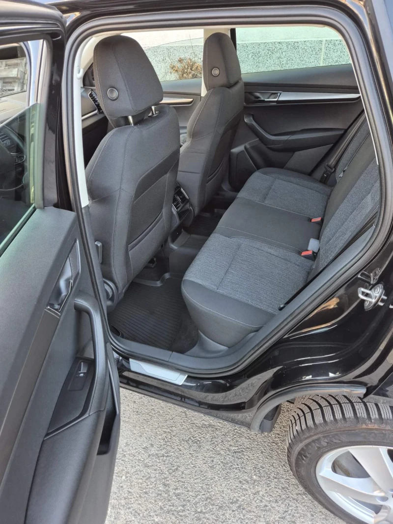 Skoda Karoq 1.0 TSI 7DSG Style , снимка 7 - Автомобили и джипове - 52091205