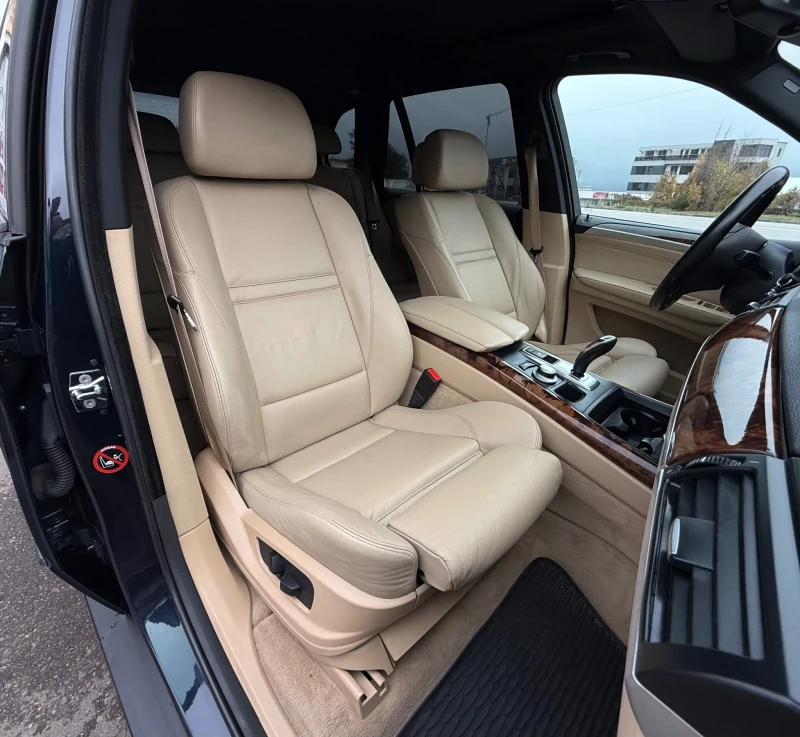 BMW X5 3.0D 235кс * Sport-Packet* * Панорама* * Навигация, снимка 13 - Автомобили и джипове - 52353614