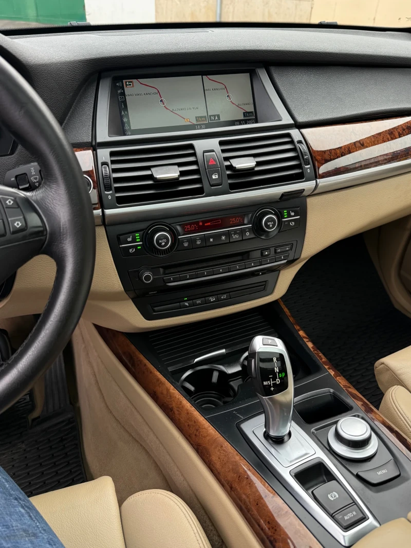 BMW X5 3.0D 235кс * Sport-Packet* * Панорама* * Навигация, снимка 15 - Автомобили и джипове - 52353614