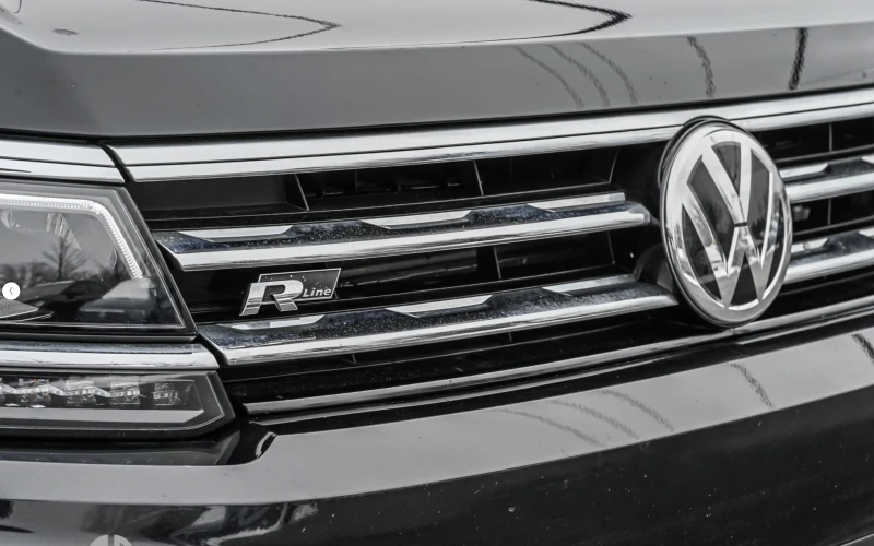 VW Tiguan R-Line FULL АВТОКРЕДИТ, снимка 4 - Автомобили и джипове - 52640680
