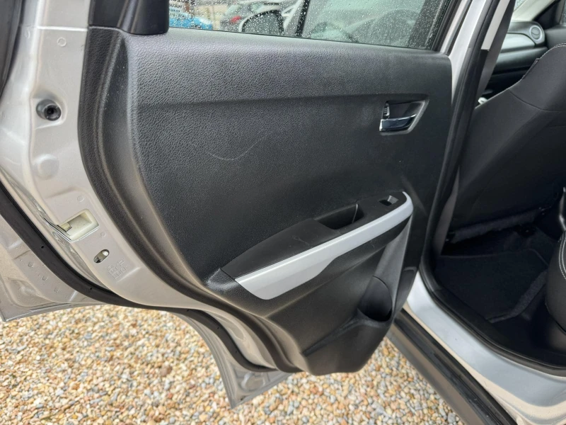 Suzuki Vitara 1.6D 120k euro6B, снимка 7 - Автомобили и джипове - 53235893