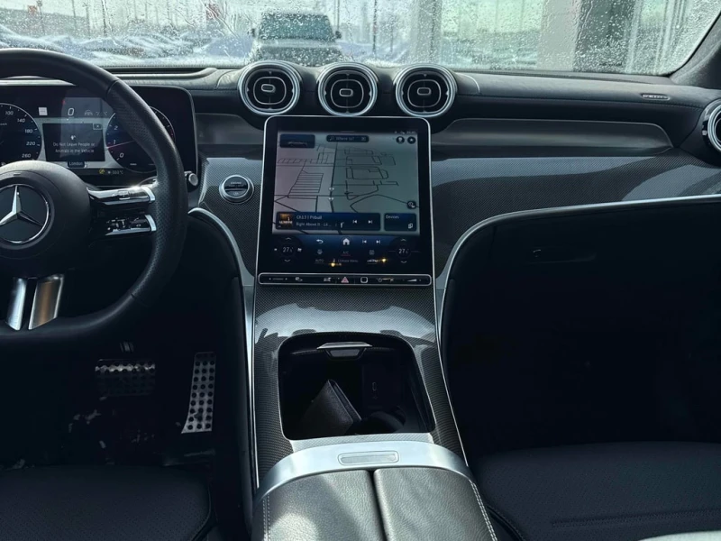 Mercedes-Benz GLC 300 COUPE * CARFAX * Head-Up Display * 360, снимка 9 - Автомобили и джипове - 53243192