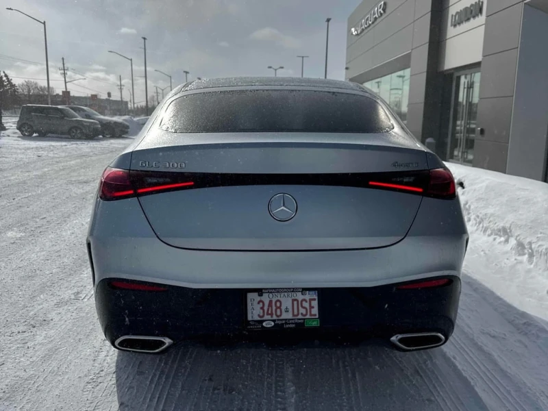 Mercedes-Benz GLC 300 COUPE * CARFAX * Head-Up Display * 360, снимка 5 - Автомобили и джипове - 53243192