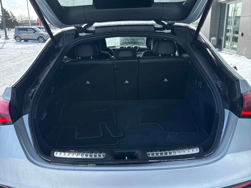 Mercedes-Benz GLC 300 COUPE * CARFAX * Head-Up Display * 360, снимка 13 - Автомобили и джипове - 53243192