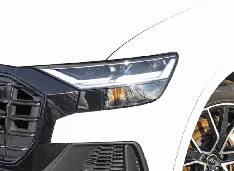 Audi Q8 BANG&OLUFSEN* * BLACK OPTICS* * 22INCH, снимка 4 - Автомобили и джипове - 53305321