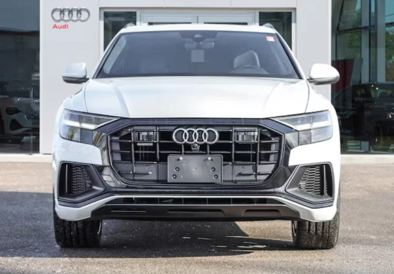 Audi Q8 BANG&OLUFSEN* * BLACK OPTICS* * 22INCH, снимка 2 - Автомобили и джипове - 53305321