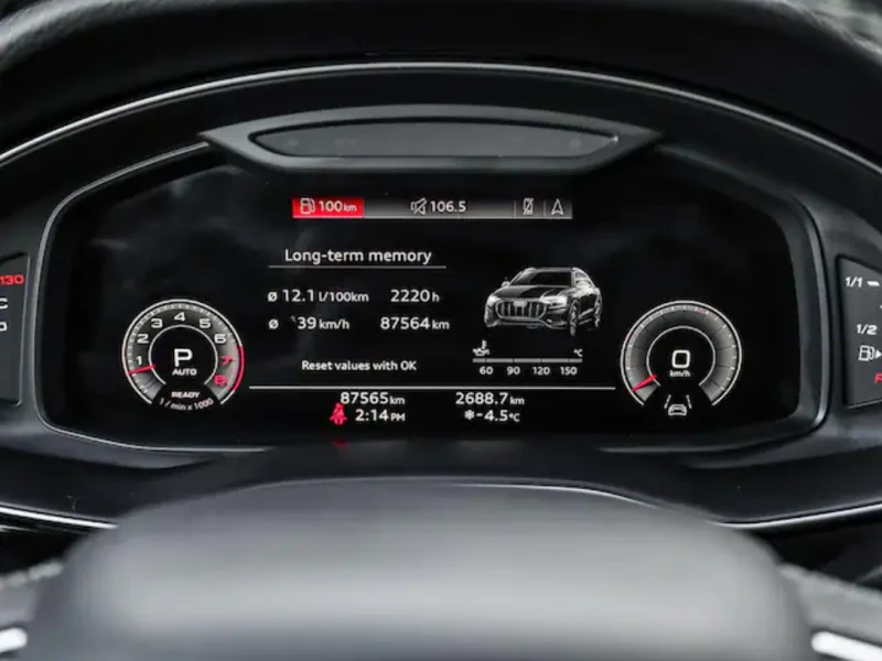 Audi Q8 BANG&OLUFSEN* * BLACK OPTICS* * 22INCH, снимка 15 - Автомобили и джипове - 53305321