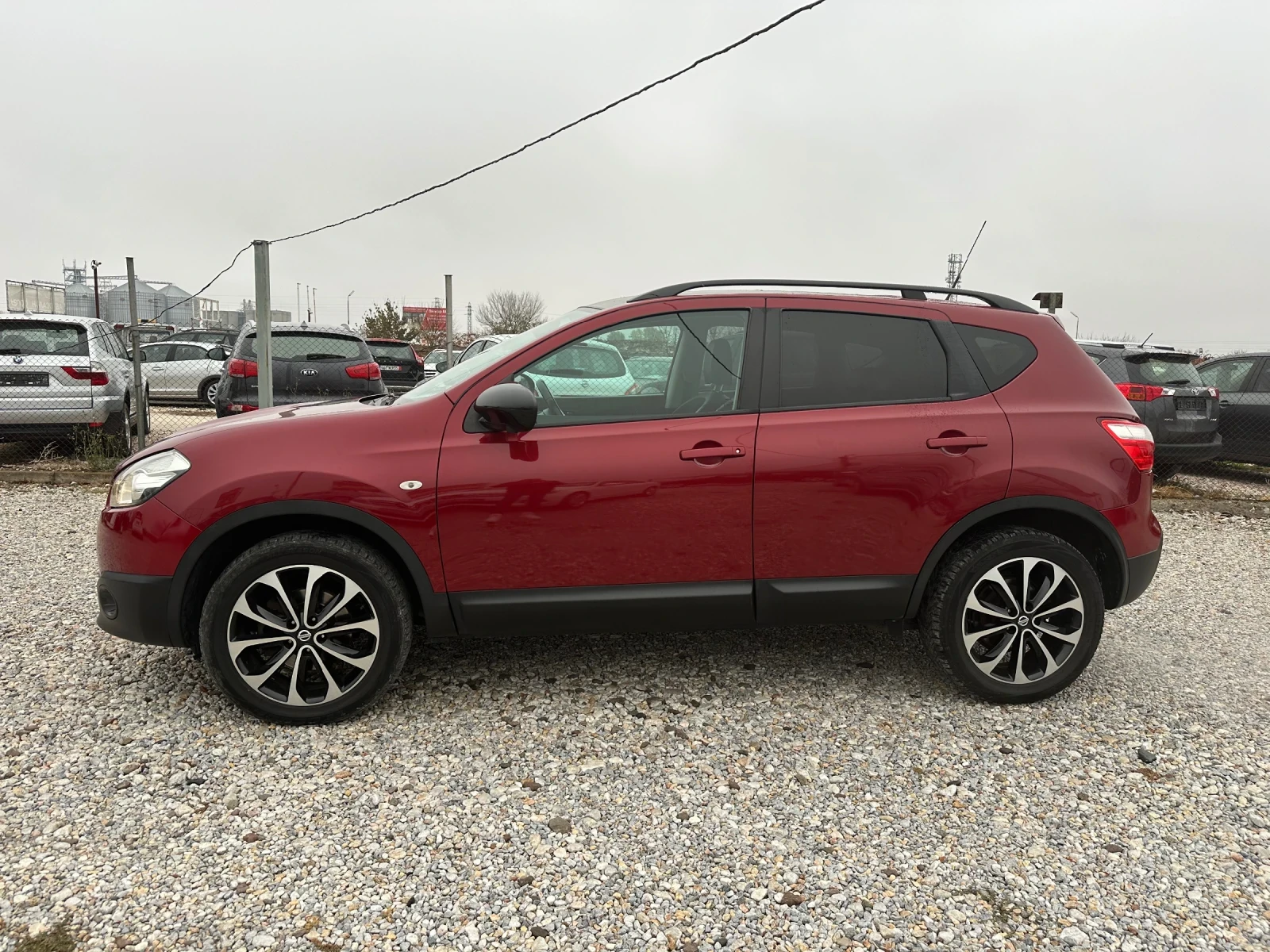 Nissan Qashqai 2.0 DCI, 4x4, НАВИ, 360 КАМЕРА, ПАНОРАМА, ТОП! - изображение 4