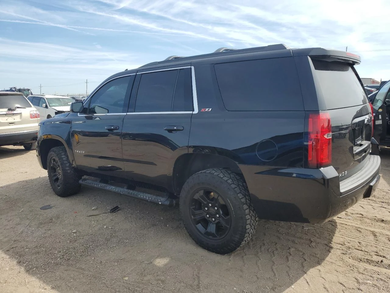 Chevrolet Tahoe K1500 LT Z71 - изображение 2
