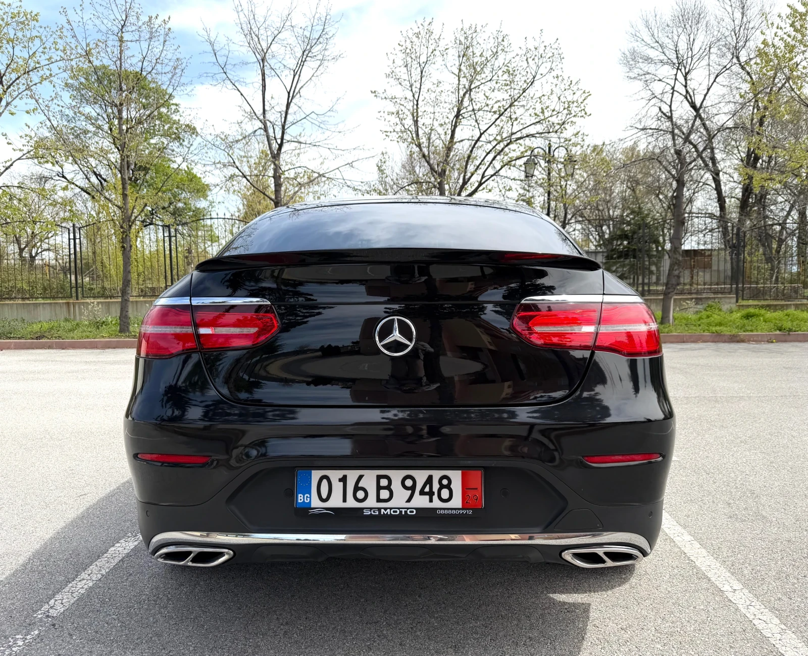 Mercedes-Benz GLC 250  Coupe/AMG/Burmester/360/Дистроник/Line Assist/, снимка 5 - Автомобили и джипове - 54217509