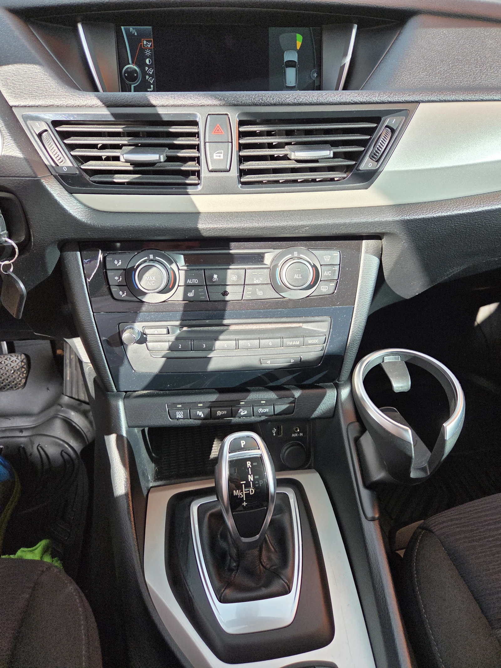 BMW X1, снимка 8 - Автомобили и джипове - 54704604