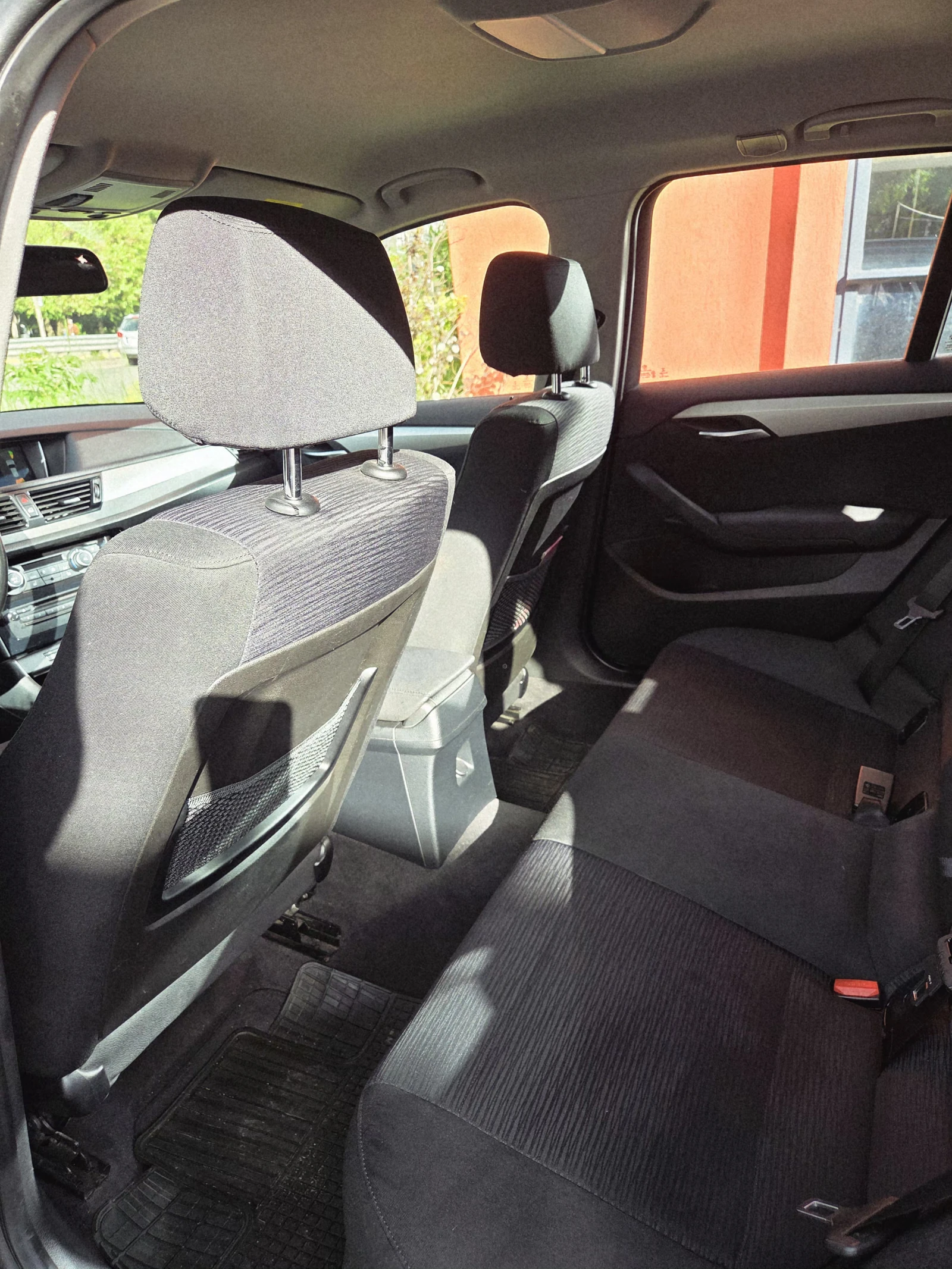 BMW X1, снимка 4 - Автомобили и джипове - 54704604