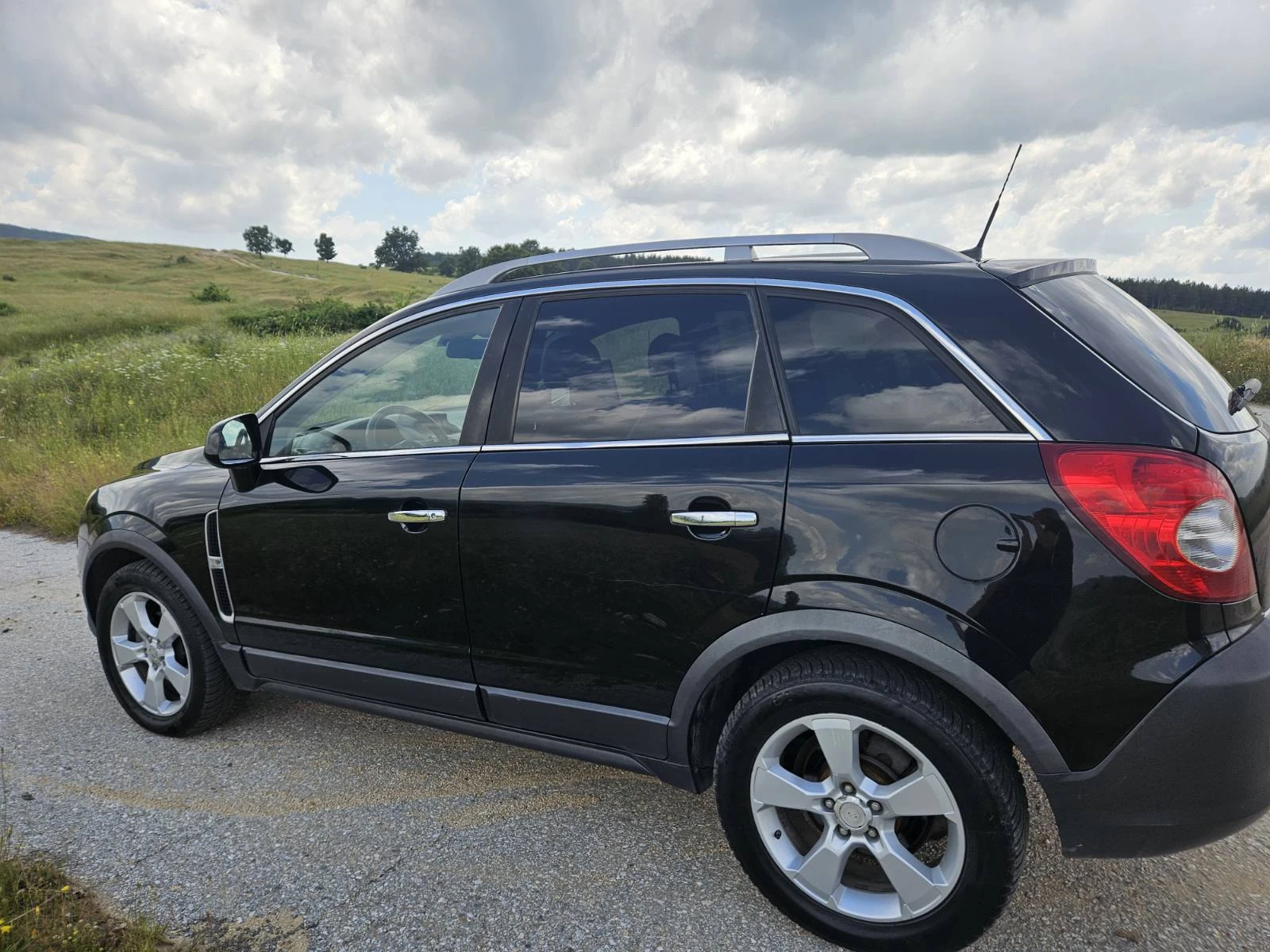 Opel Antara 2.0 CDTI, снимка 3 - Автомобили и джипове - 54791693