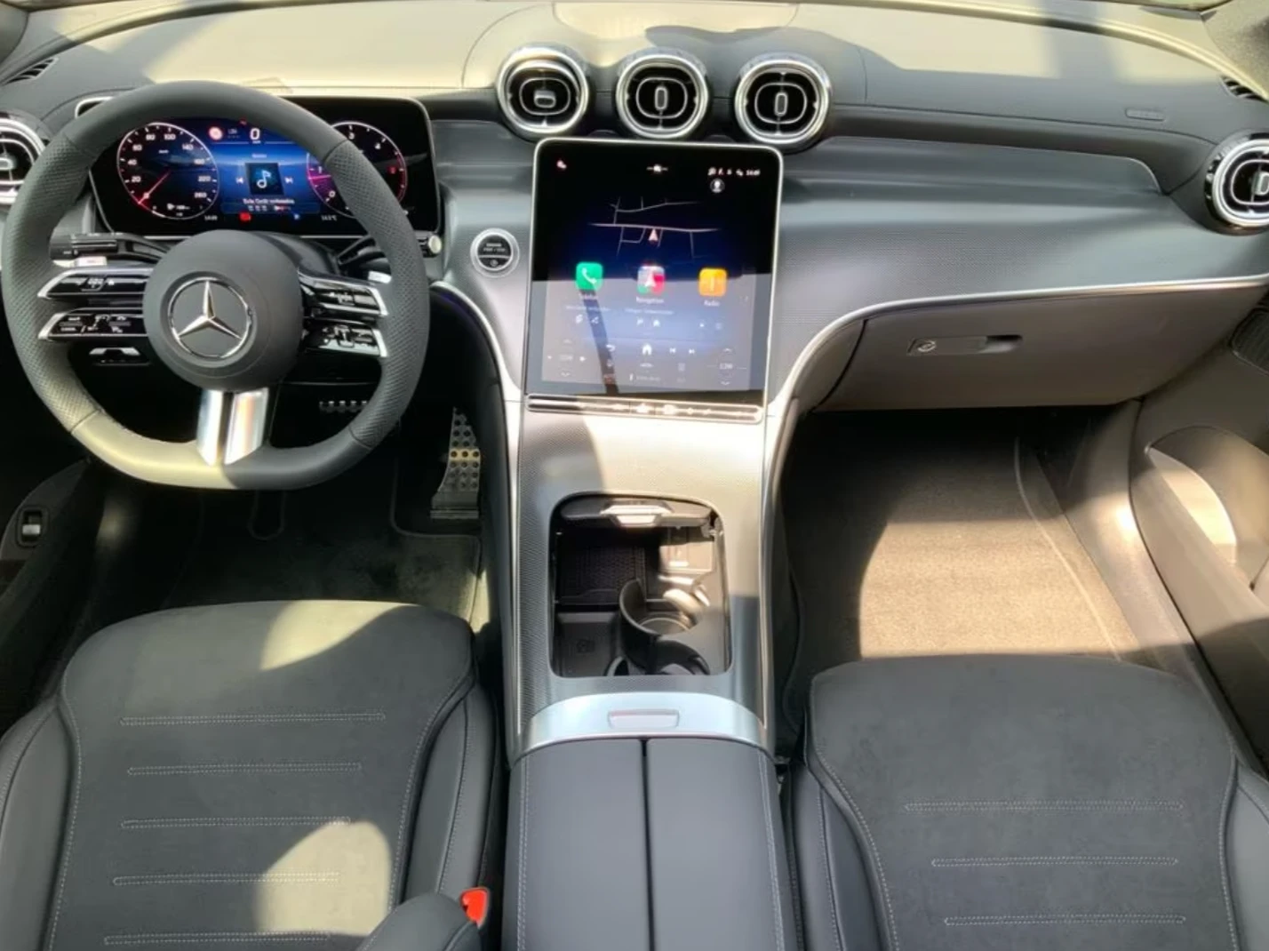 Mercedes-Benz GLC 220 D* COUPE* AMG* PANO* 360* , снимка 10 - Автомобили и джипове - 54978310