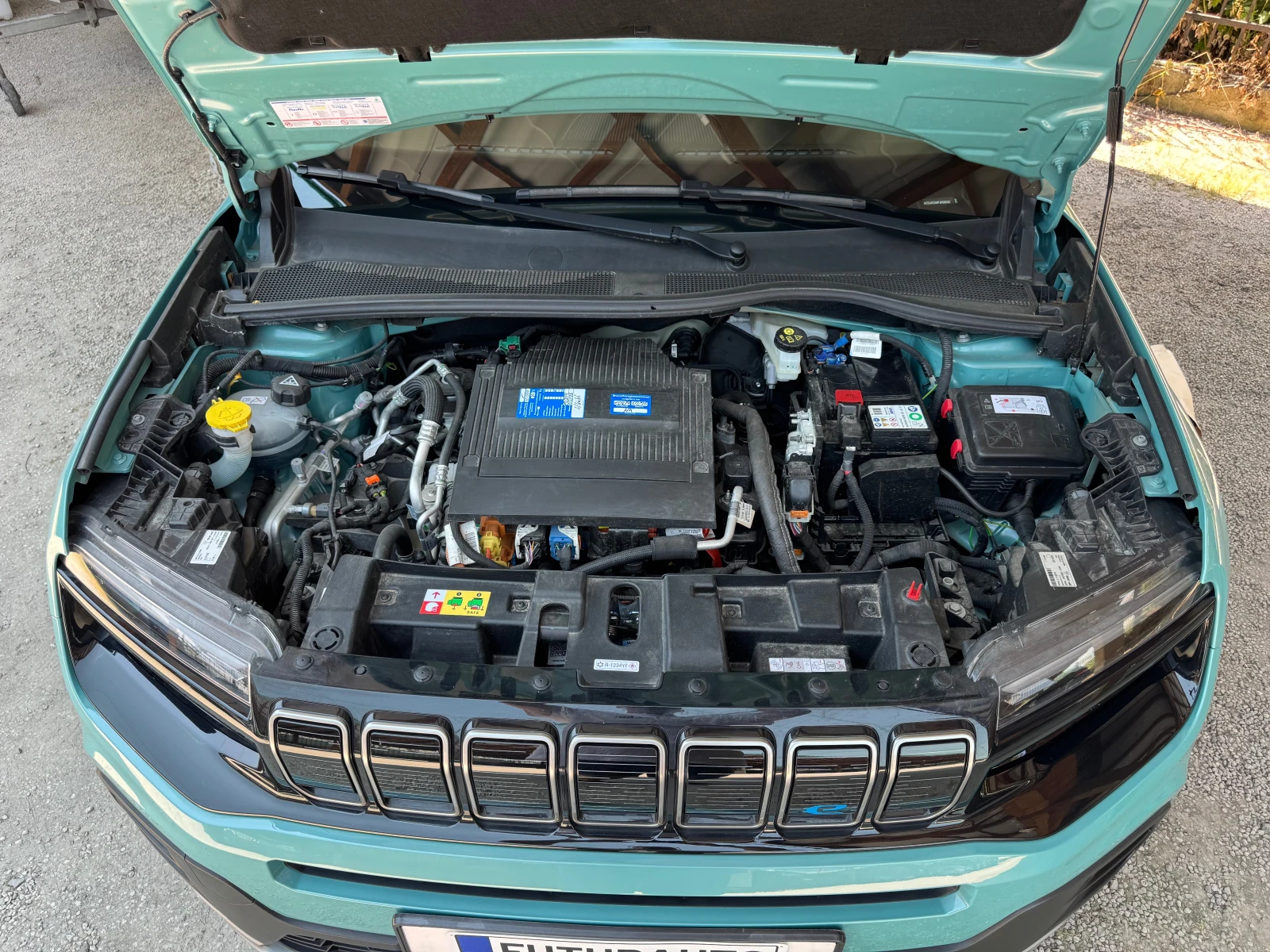 Jeep Avenger SUMMIT, 54 kWh-401km.нов внос ГЕРМАНИЯ, снимка 17 - Автомобили и джипове - 55100922