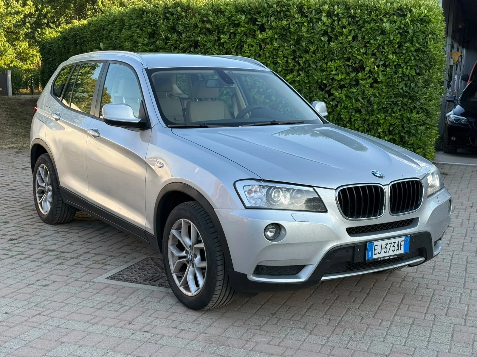 BMW X3 2.0dxdive-automat zf8 нави, снимка 3 - Автомобили и джипове - 55409404