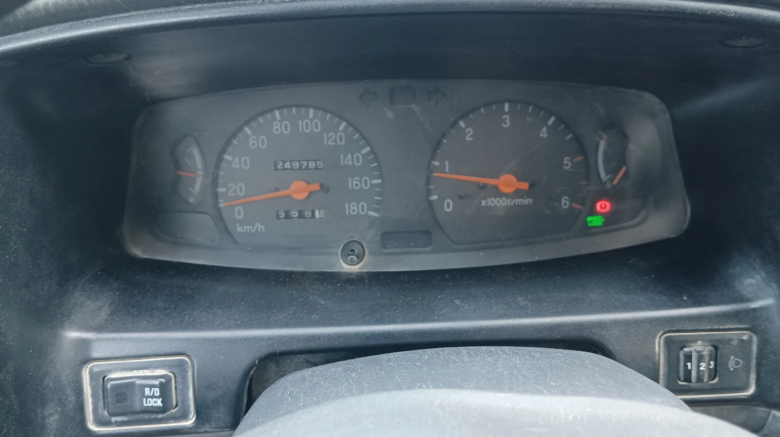 Mitsubishi L200 2.5 d, снимка 12 - Автомобили и джипове - 55504148
