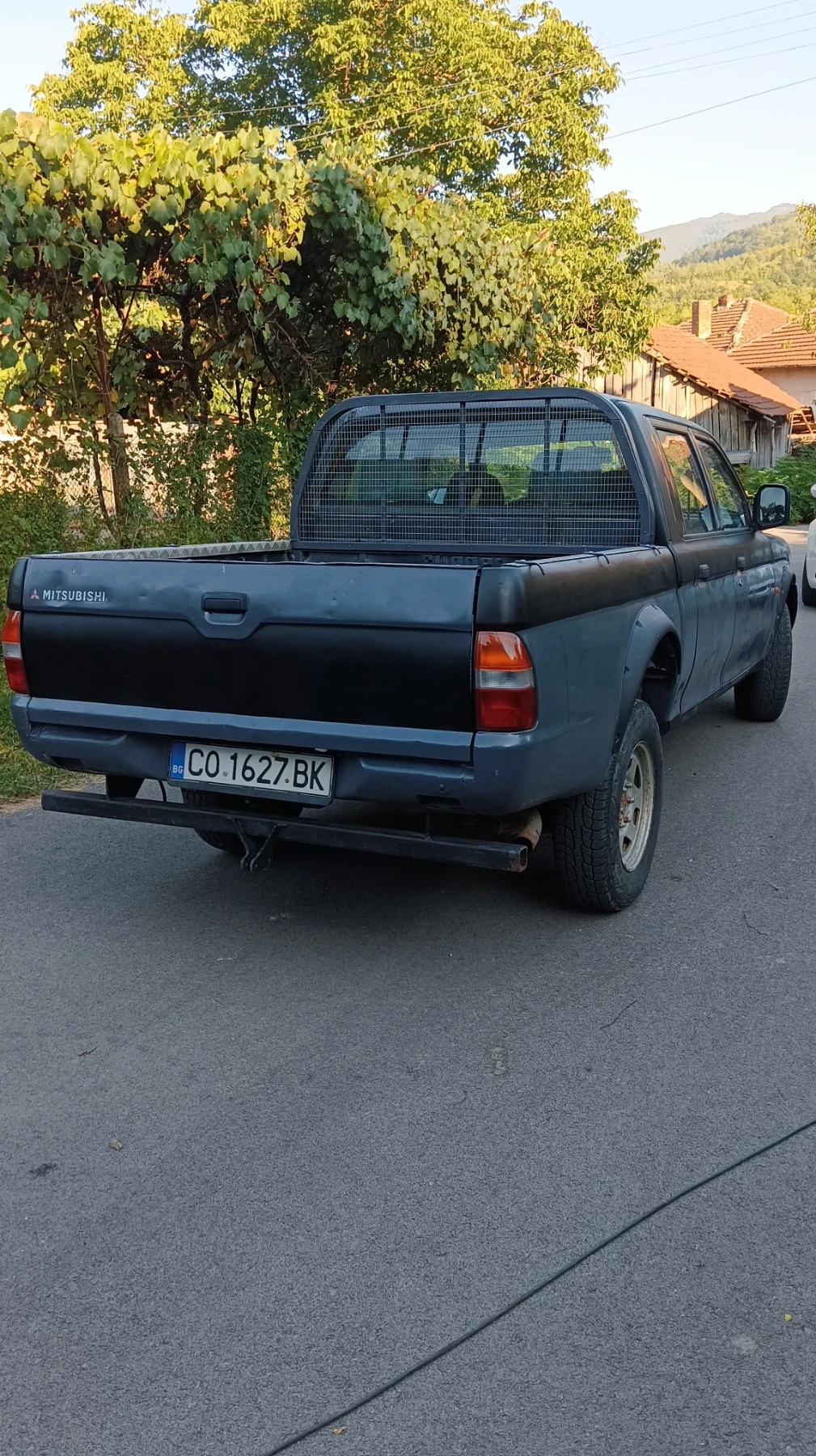 Mitsubishi L200 2.5 d, снимка 4 - Автомобили и джипове - 55504148