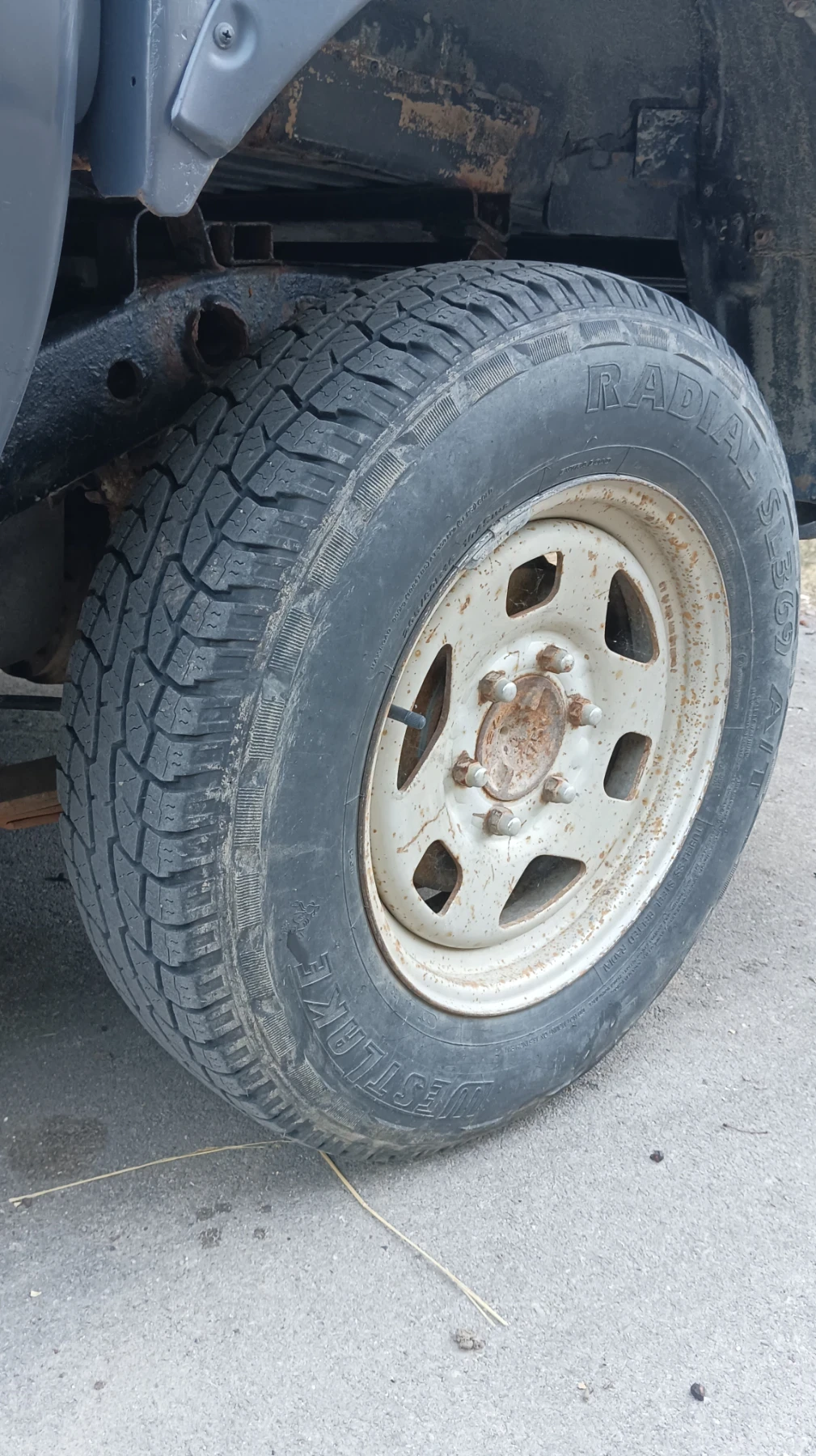 Mitsubishi L200 2.5 d, снимка 13 - Автомобили и джипове - 55504148