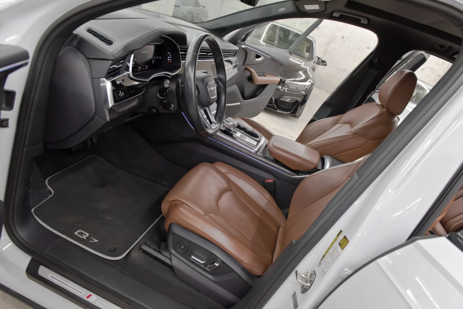 Audi Q7 55TFSI* 7�����* S-Line* Panorama | Mobile.bg � ����������� 10