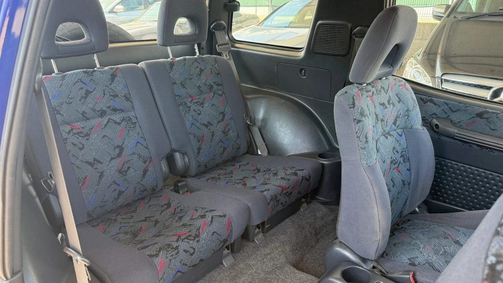 Toyota Rav4 2.0 i 129 ps, снимка 10 - Автомобили и джипове - 55805791