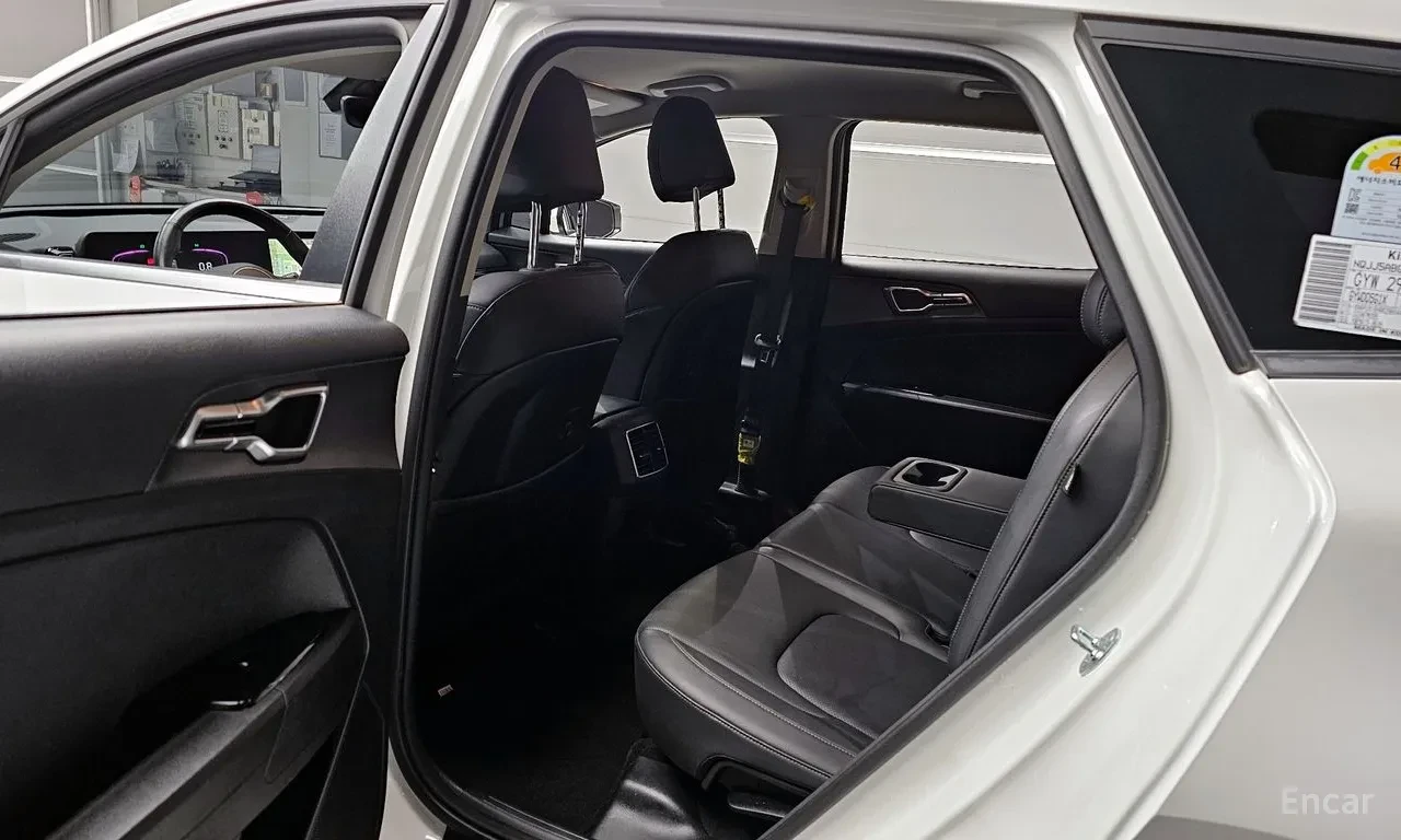 Kia Sportage PRESTIGE* 4X4* ОБДУХ* КОЖА* ПОДГРЕВ ВОЛАН, снимка 9 - Автомобили и джипове - 55823340