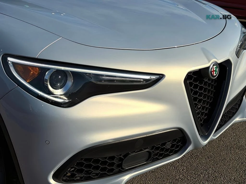 Alfa Romeo Stelvio Панорама * Remote Start * АвтоКредит (ЦЕНА ДО БГ), снимка 9 - Автомобили и джипове - 56134967
