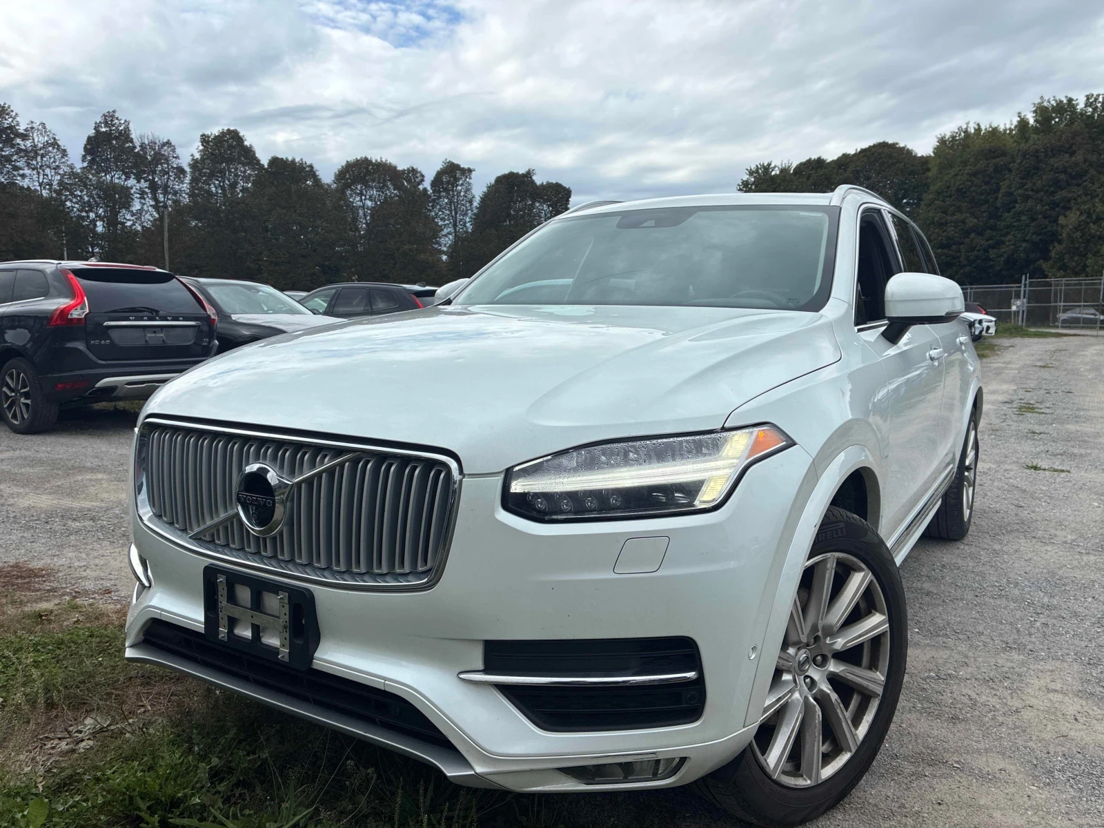 Volvo Xc90  Inscription / 360 / Обдухване / Carfax 