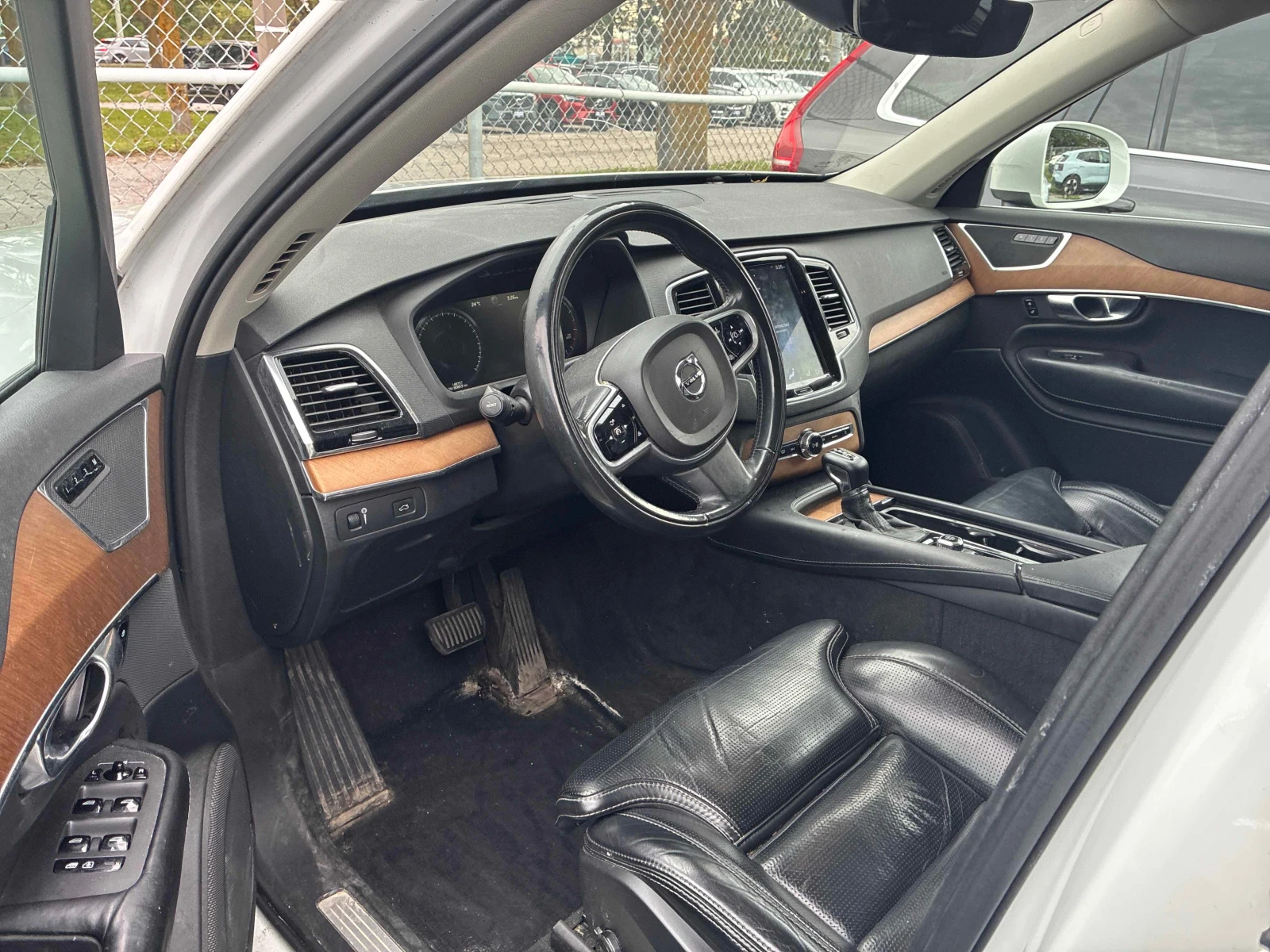 Volvo Xc90  Inscription / 360 / Обдухване / Carfax , снимка 5 - Автомобили и джипове - 56149995