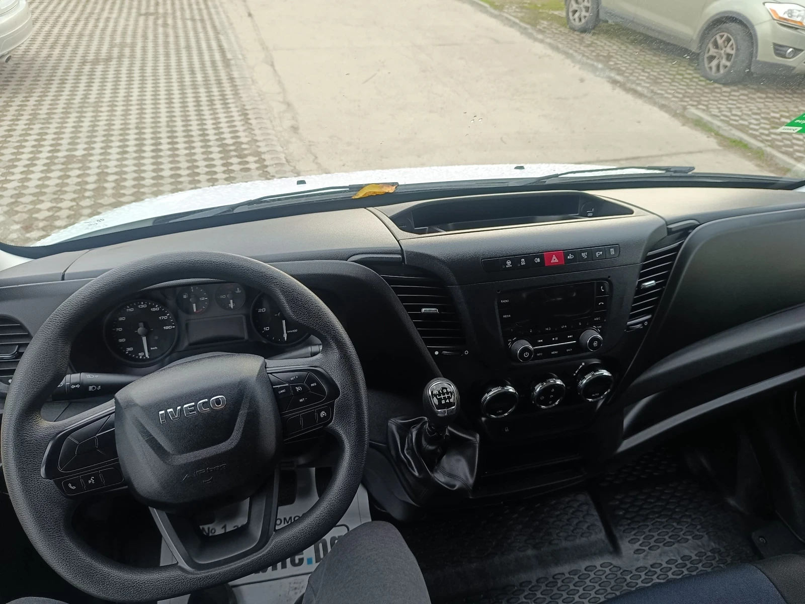 Iveco Daily 35с16 BORD 3.5т. 97000км 3.0мотор - изображение 8