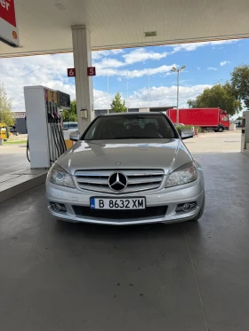 Mercedes-Benz C 220 OM646 Мотора, снимка 2