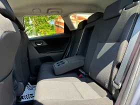 Toyota Auris 1.5 Hybrid 99 к.с. - 14999 лв. - 17351449 9