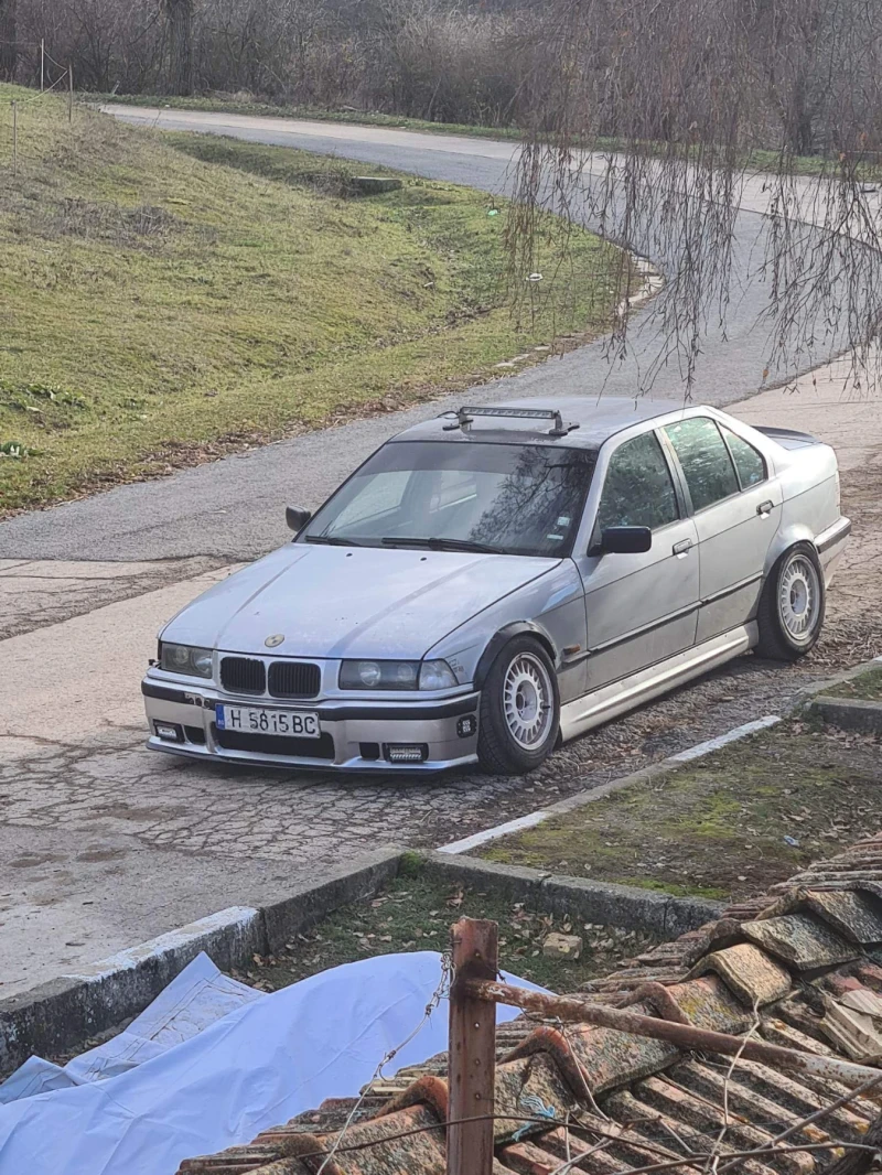 BMW 320, снимка 1 - Автомобили и джипове - 47326845