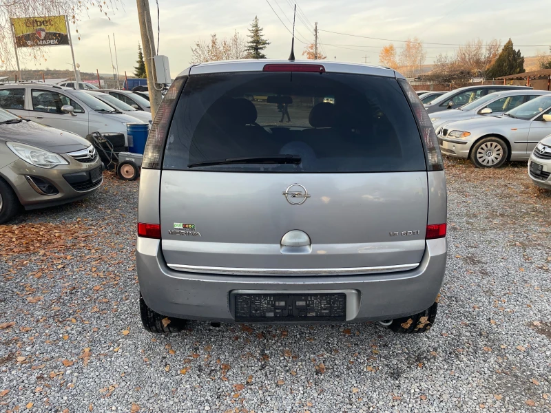 Opel Meriva 1.3 m-jet, снимка 4 - Автомобили и джипове - 48030328