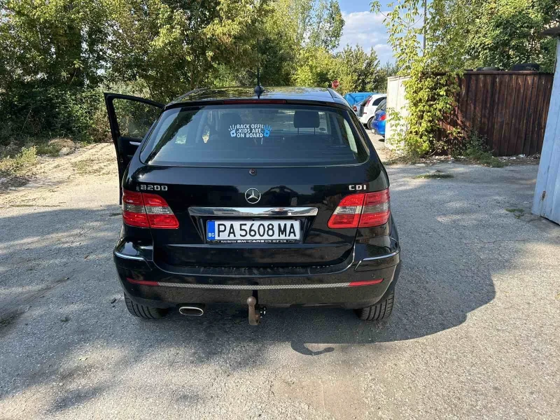 Mercedes-Benz B 200, снимка 9 - Автомобили и джипове - 48032269