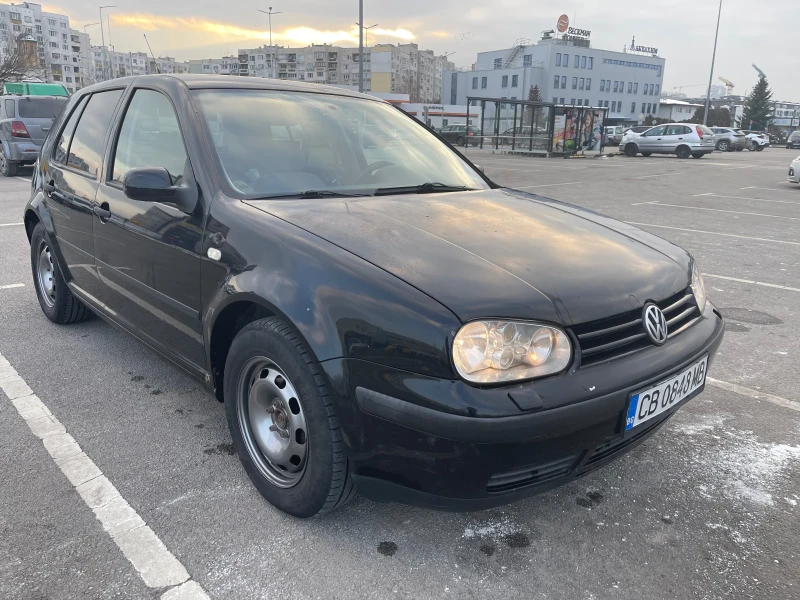 VW Golf 1.6 LPG, снимка 2 - Автомобили и джипове - 49260305