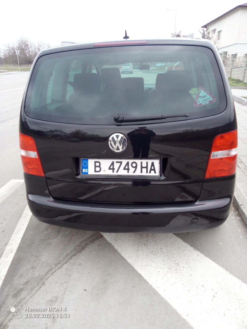 VW Touran, снимка 4 - Автомобили и джипове - 49397569