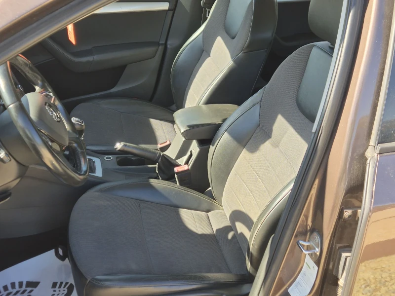 Skoda Octavia 2.0TDI 4X4 NAVI, снимка 8 - Автомобили и джипове - 51762035
