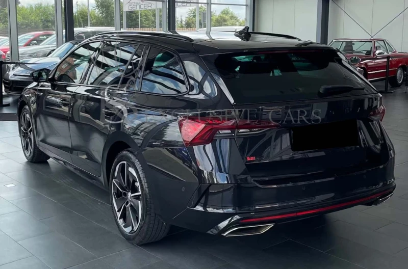 Skoda Octavia COMBI* RS FIRST EDITION iV* HUD* CANTON* МАСАЖ* , снимка 4 - Автомобили и джипове - 51920031