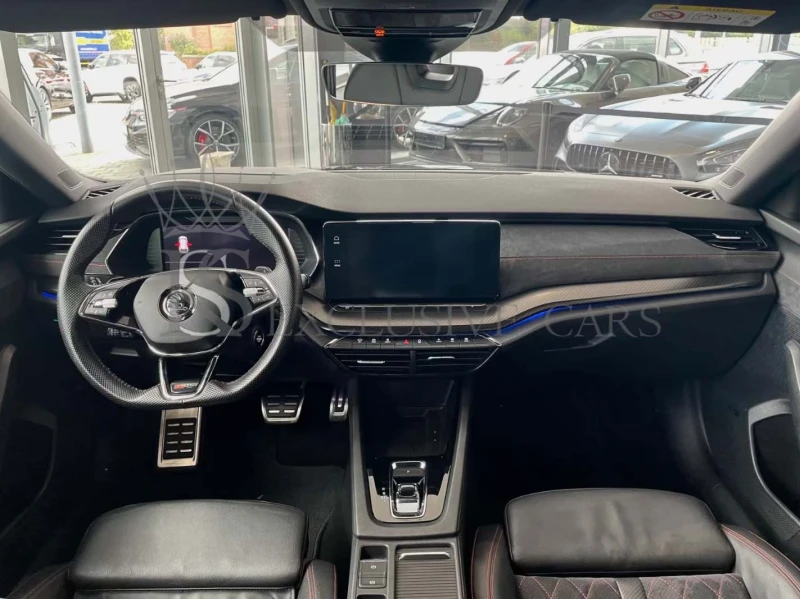 Skoda Octavia COMBI* RS FIRST EDITION iV* HUD* CANTON* МАСАЖ* , снимка 10 - Автомобили и джипове - 51920031